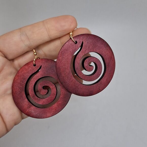 Burgundy red wood boho swirl earrings lightweight jewelry - Picture 3 of 3
